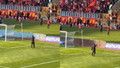 Galatasaray taraftarından Arda Turan'ı duygulandıran sürpriz! Maçın henüz başında...