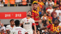 Şampiyon Galatasaray, Göztepe'yi 2 golle devirdi