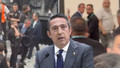 Ali Koç ile Beşiktaş taraftarı arasında arbede! Salondan zorlukla çıktılar…