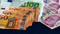 Dev banka Euro ve dolar yatırımcılarını uyardı!