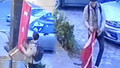 Sosyal medyada infial yaratan görüntüler! Türk bayrağını yerinden söküp...