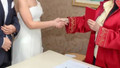 Düğünlerde yeni trend: “Kiralık nikah memuru” dönemi