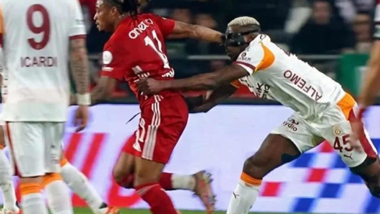 Antalyaspor-Galatasaray maçına damga vuran olay! Osimhen bilerek kart gördü iddiası