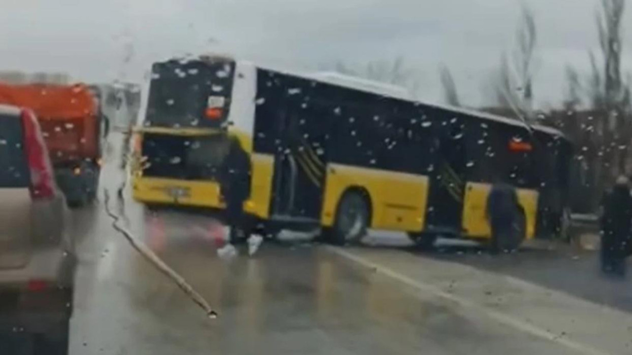 Büyükçekmece'de İETT faciası: Yoldan çıkıp bariyere çarptı