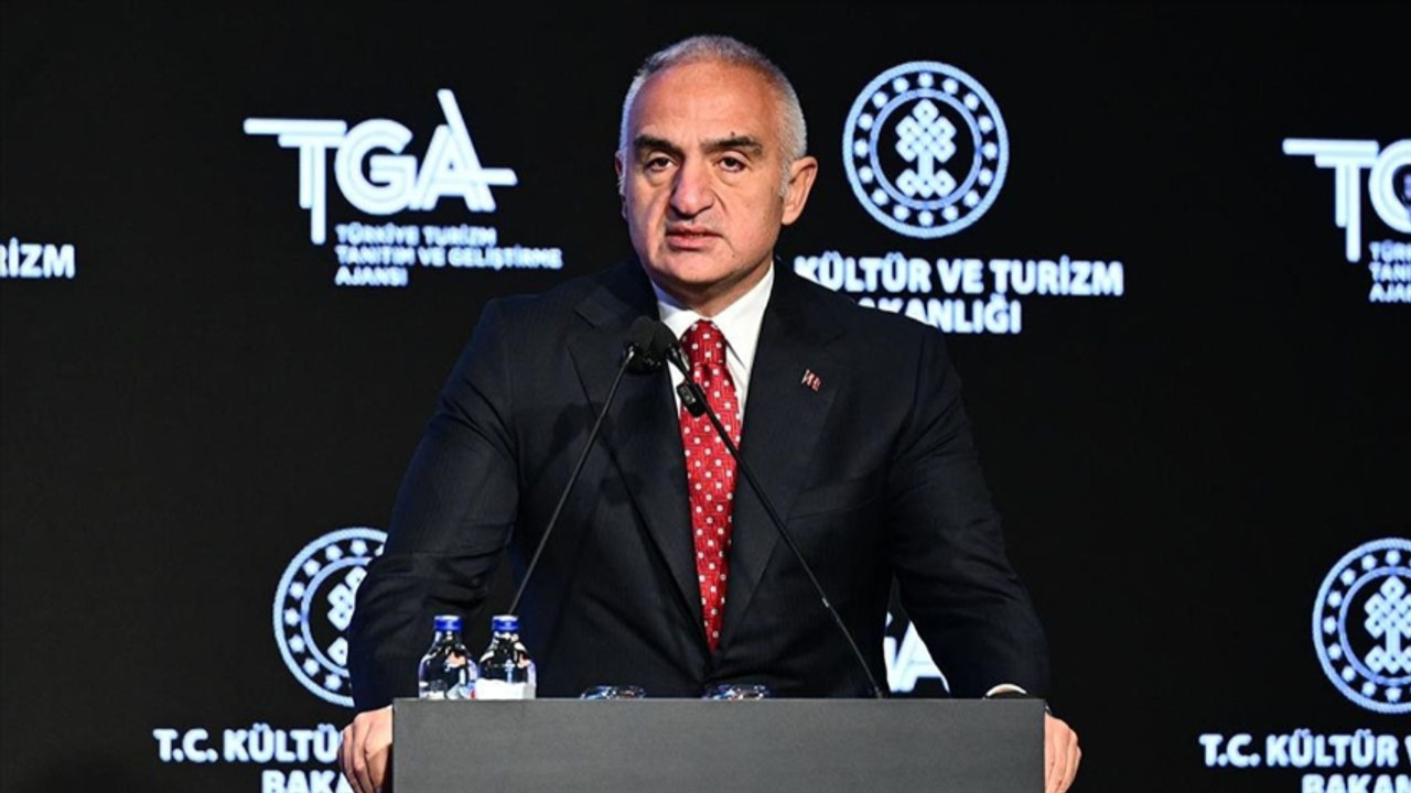 Bakan Ersoy duyurdu: Türk dizilerine bölüm başı 100 bin dolar destek!