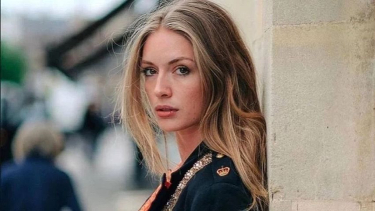 Sessiz sedasız evlenmişti! Yasemin Kay Allen kocasını 'ısırmalık' notuyla paylaştı