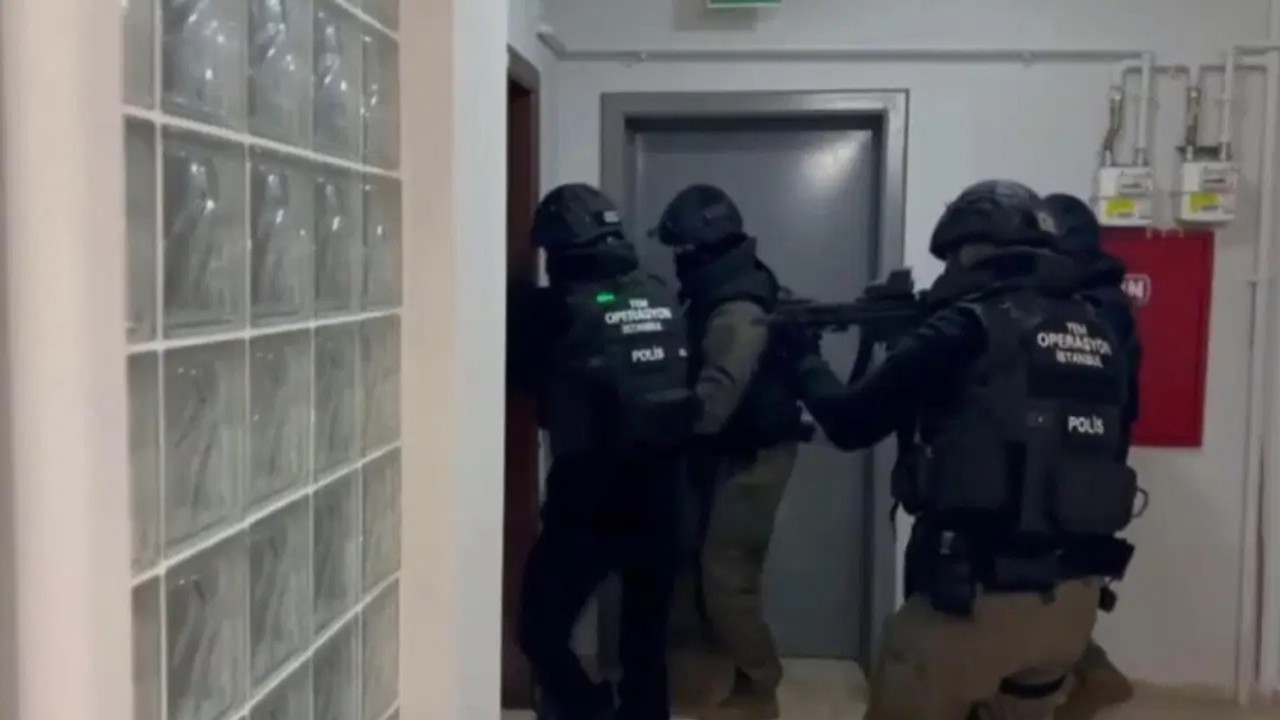 İstanbul'da IŞİD operasyonu: 9 gözaltı! Ailelere para aktarıldığı belirlendi…
