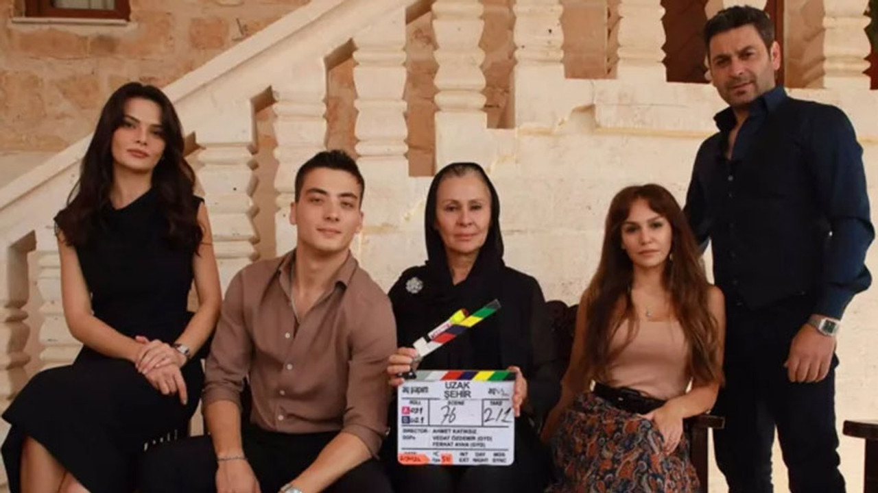 Kimse beklemiyordu... Uzak Şehir dizisinde flaş ayrılık