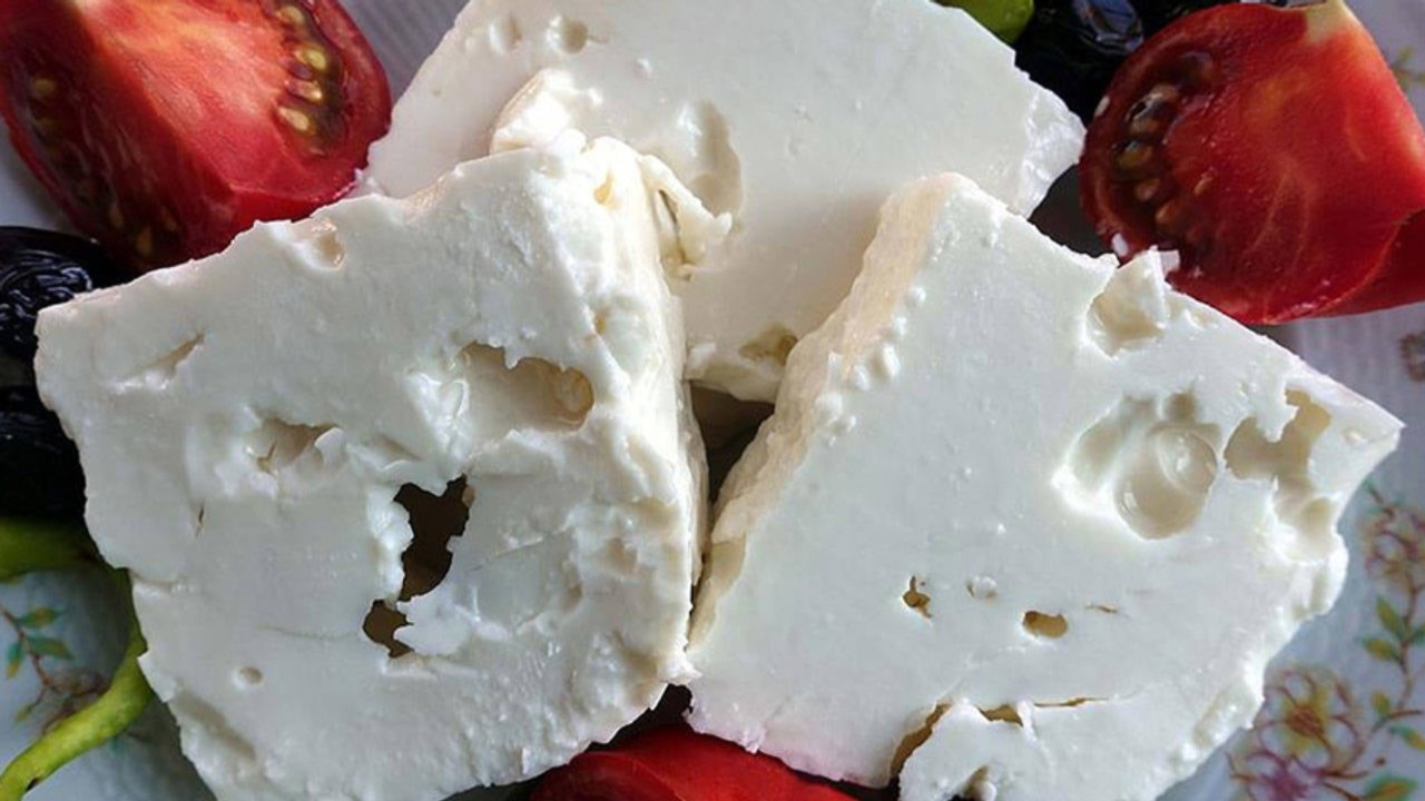 Ünlü peynir markası tağşiş listesine girdi! Bakanlık açıkladı…