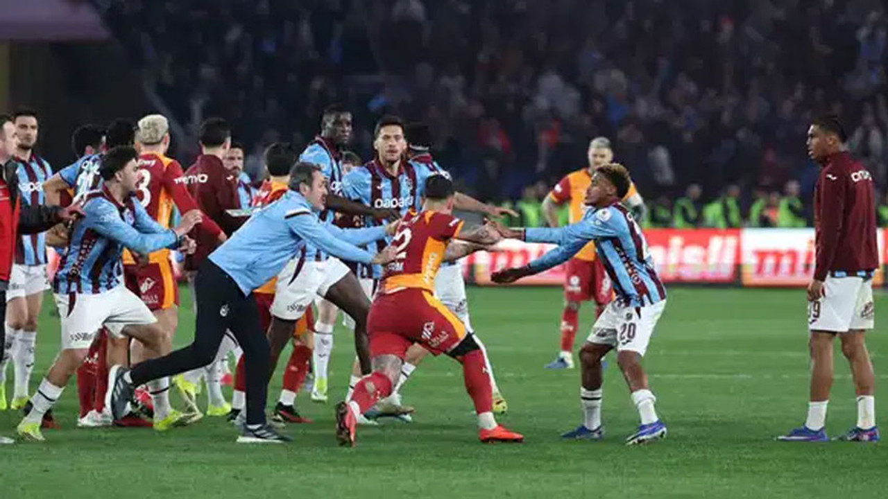 Trabzonspor - Galatasaray maçı sonrası gerginlik: Kırmızı kart çıktı!