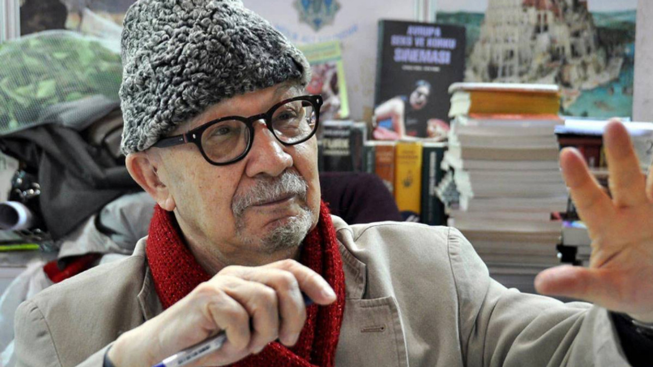 Akademisyen ve yazar Yalçın Küçük hayatını kaybetti