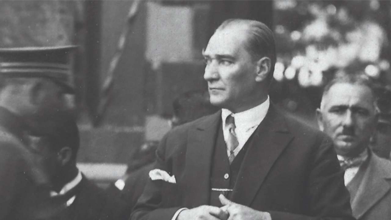 'Gençlerden Atatürk’e Mektup' yarışmasına bakanlık engeli