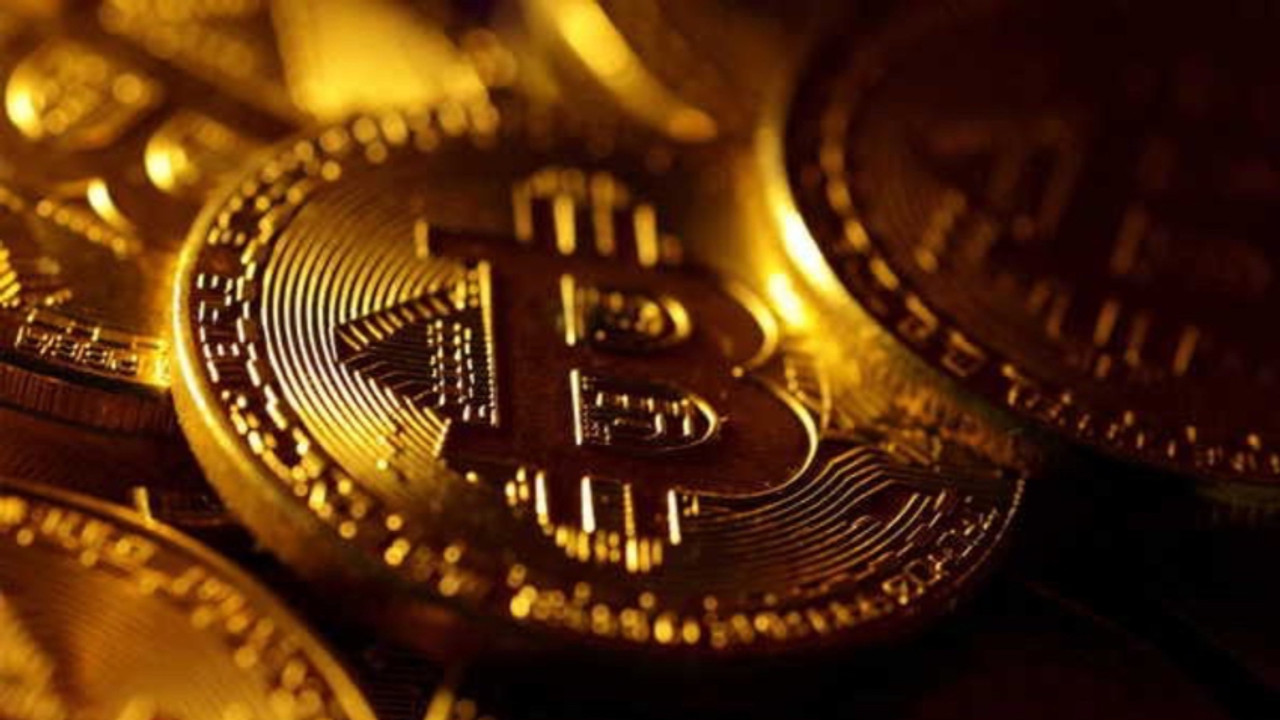 Bitcoin'de 150 bin dolar alarmı: 2026 için tarihi tahmin!