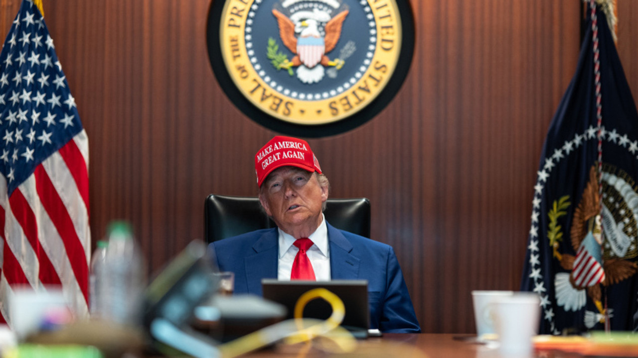 Beyaz Saray’da kritik anlar: Trump toplantılardan uzaklaştırıldı