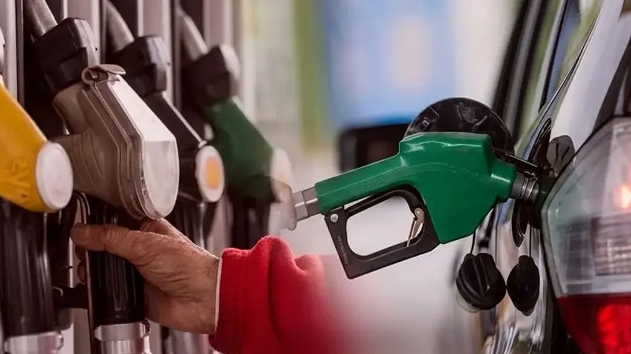 İndirim kısa sürdü! Motorinde tabela bir kez daha değişiyor