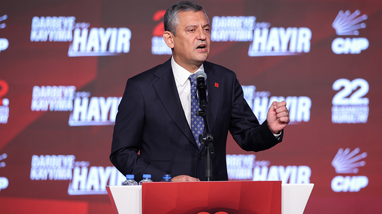 Özgür Özel'den sert mesajlar! 'Haysiyet cellatlarını unutursak şerefsiziz'