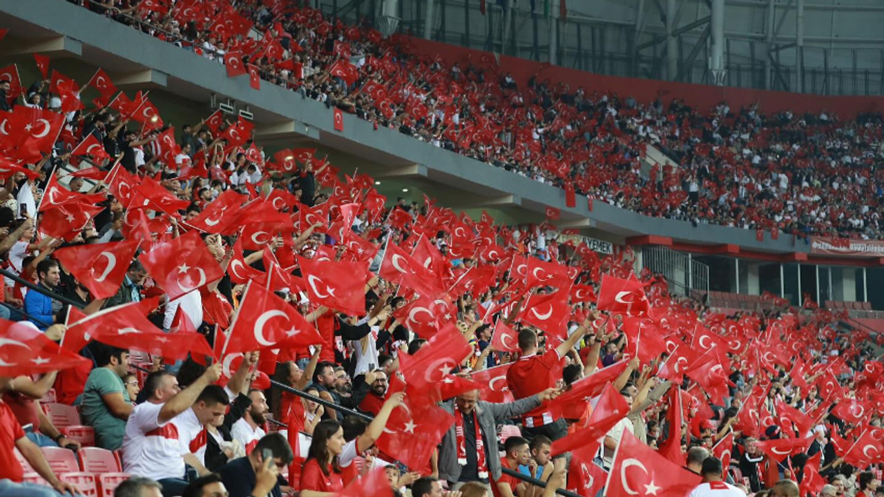 Dünyanın en tutkulu futbol ülkeleri açıklandı! Türkiye listeyi altüst etti…