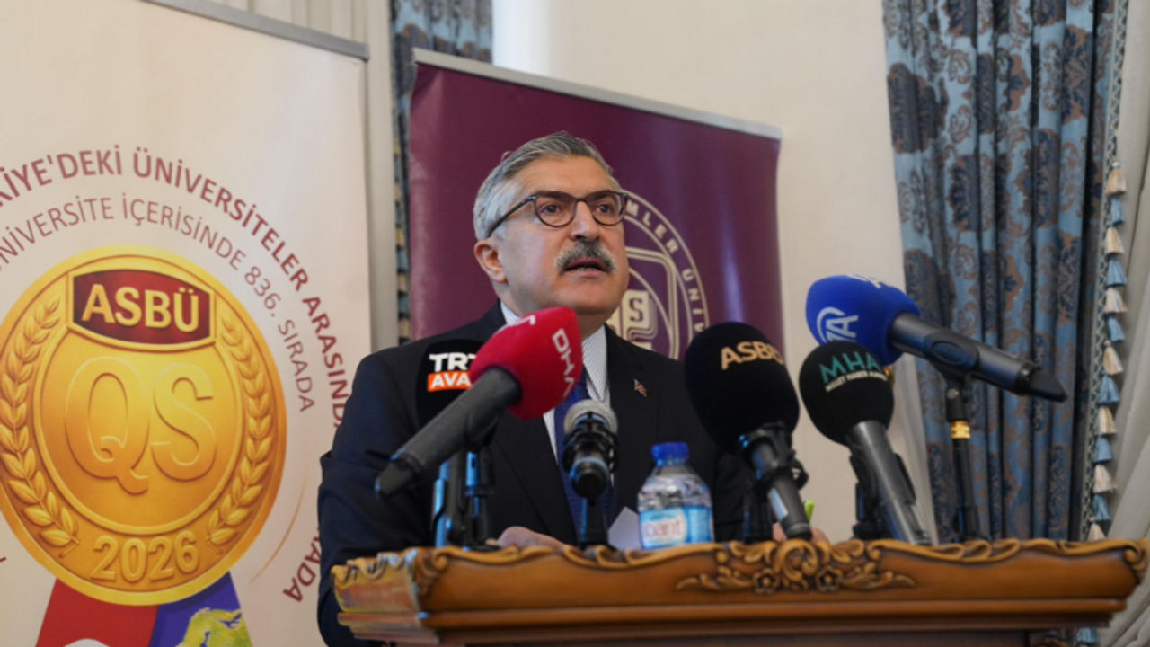 AK Partili Yayman'dan dijital ağlar açıklaması: Toplumlarla yeni bir sözleşme yapmalılar