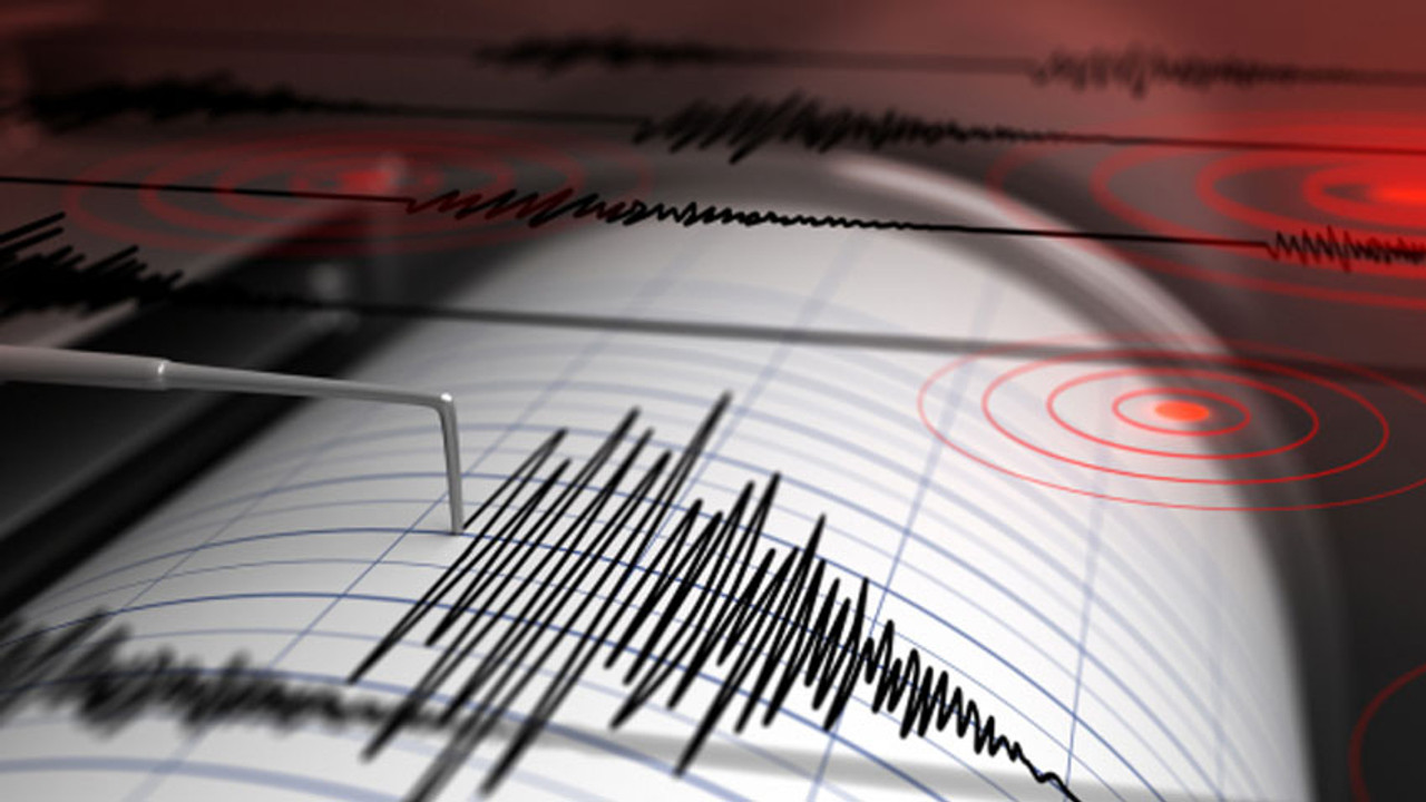 Elazığ'da 4 saatte 2 deprem! Vatandaşlar diken üstünde