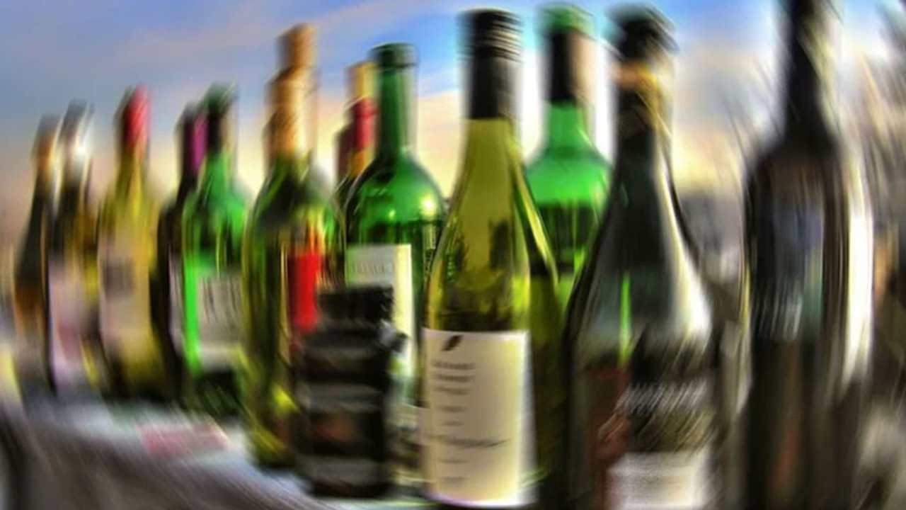 Alkol satışına yeni düzenleme geliyor: Markaların görünürlüğü azalıyor!