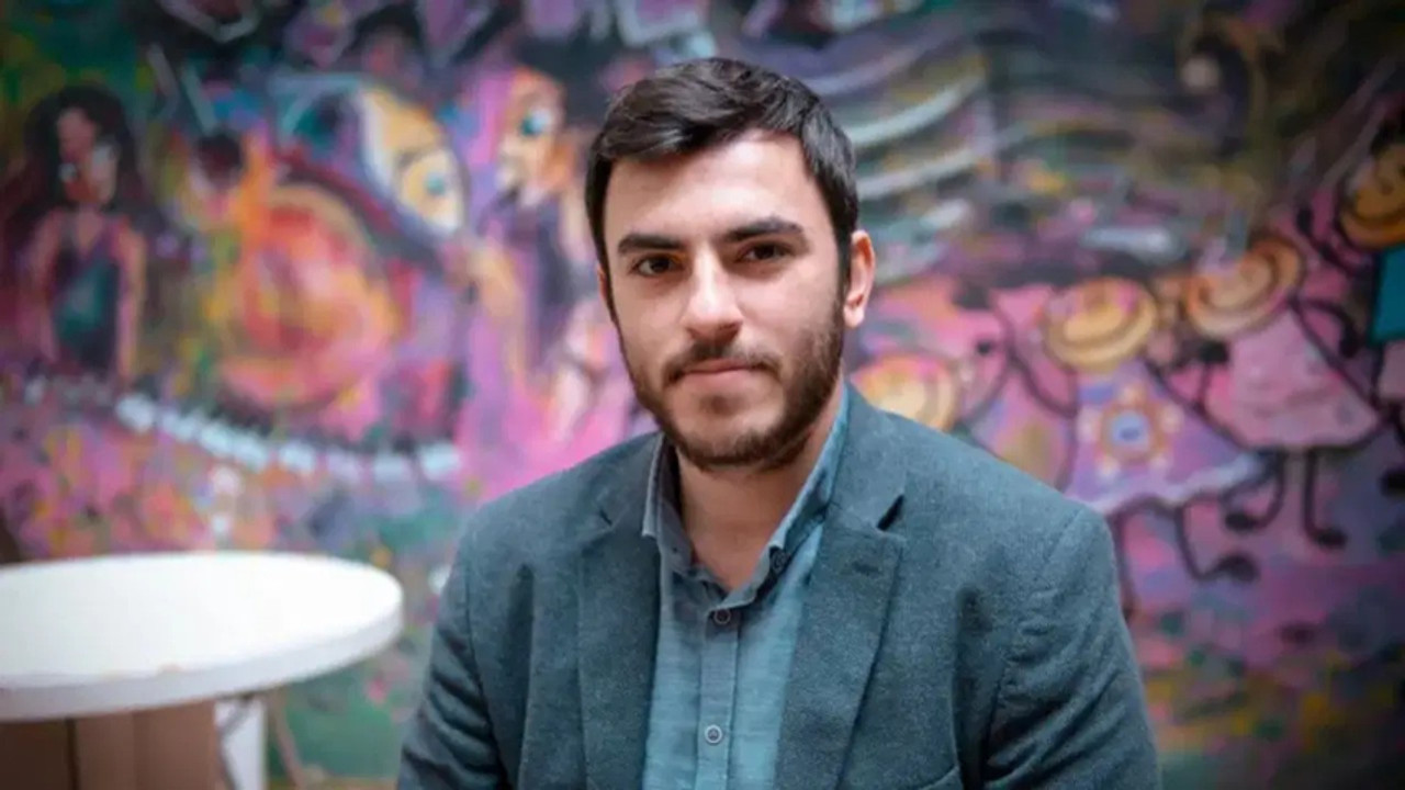 Tutuklu gazeteci İsmail Arı'nın ilk duruşması bugün!
