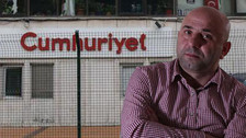 Cumhuriyet Gazetesi’nde ‘sendika’ krizinde flaş gelişme! Aykut Küçükkaya geri mi döndü?