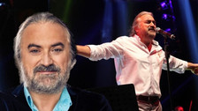 Sahnede kalp krizi geçirmişti... Usta sanatçı Volkan Konak hayatını kaybetti!