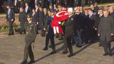 Anıtkabir'deki 10 Kasım töreninde Devlet Bahçeli detayı