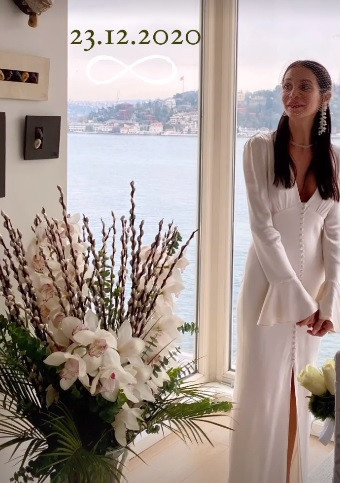 Hepsi grubunun solisti Cemre Kemer'den sürpriz nikah! - Resim : 3