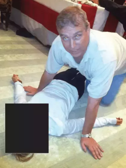 Kraliyet ailesinde Epstein depremi! Saraydan kapı dışarı ettiler - Resim : 3