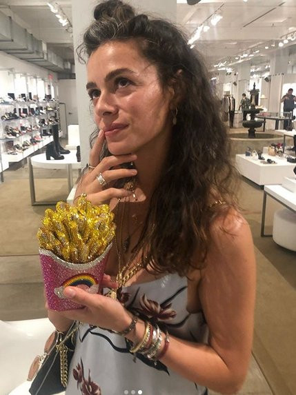 Özge’den Berrak’a 5700 dolarlık soru - Resim : 3