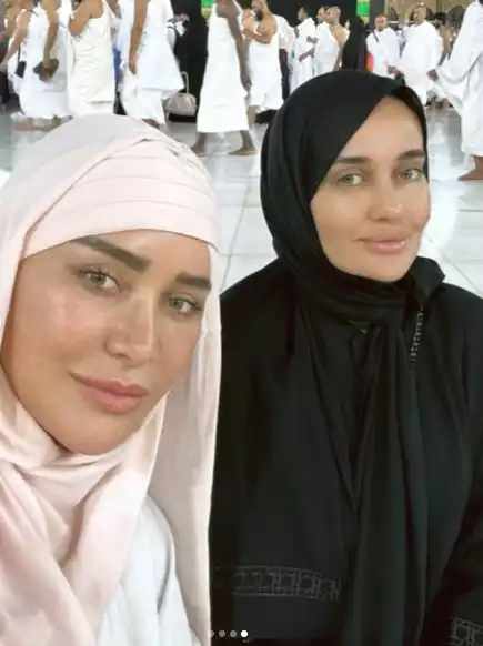 Sosyetik isim Aslı Şen altıncı kez umreye gitti - Resim : 3