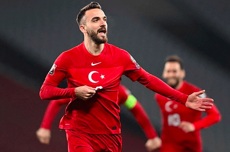 Milli futbolcudan üzen haber geldi! Koronavirüse yakalandı! - Resim : 1