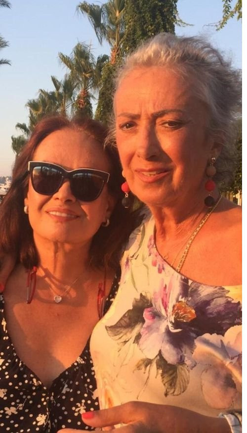 Müjde Ar'ın kardeşi Mehtap Ar'dan üzücü haber. - Resim : 2