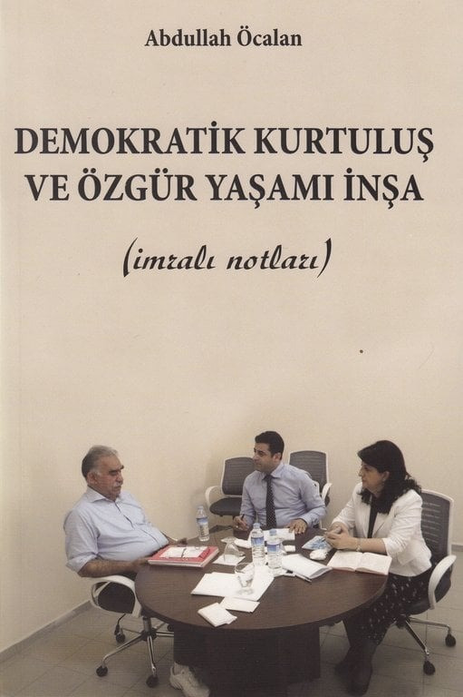 MHP'li Feti Yıldız'ın masasında Öcalan kitabı! - Resim : 2