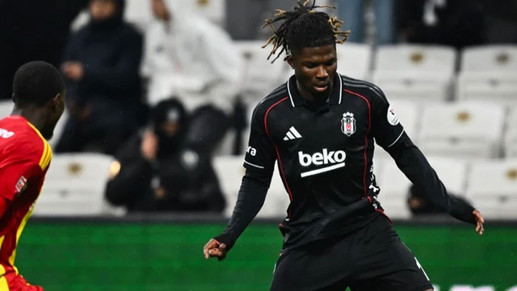 Taraftarlardan şok tepki! Dolmabahçe'de 'yönetim istifa' sesleri - Resim : 1