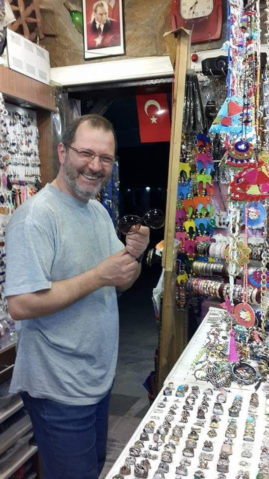 Medya dünyasından acı haber! Usta kameraman evinde ölü bulundu! - Resim : 1