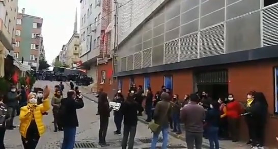 İbrahim Gökçek'in cenazesinde olaylar çıktı - Resim : 5