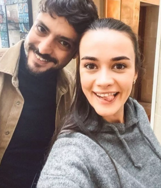 Yeni projeyi "Benziyor muyuz?" notuyla duyurdu! - Resim : 1