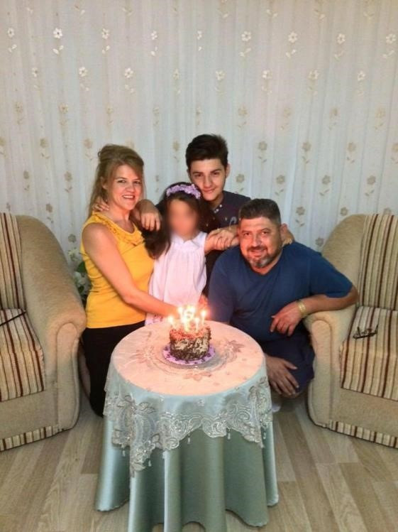 Uyuşturucu yüzünden anne babasını katletti - Resim : 4