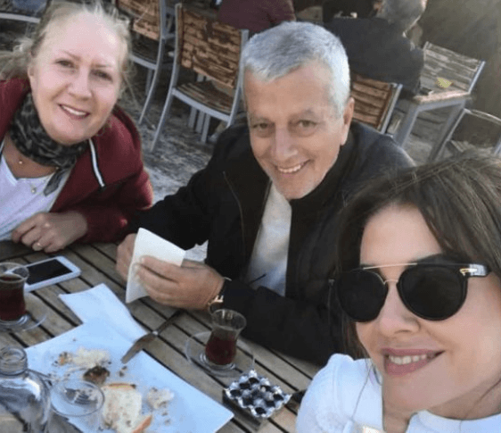 Kıvanç Tatlıtuğ’un eşi Başak Dizer’i yıkan acı haber! - Resim : 1