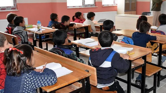 yılbaşı okullar tatil mi 2025, 1 ocak okullar tatil mi, 2025 2 ocak tatil mi, 31 aralık tatil mi, yılbaşı tatili kaç gün, 2025 1 ocak okullar tatil mi, 1 ocak tatil mi, yılbaşında okullar tatil mi 2025, yılbaşı tatil mi 2025