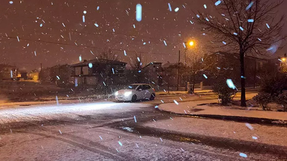 Kar Edirne'den giriş yaptı, İstanbul'a doğru geliyor... - Resim : 1