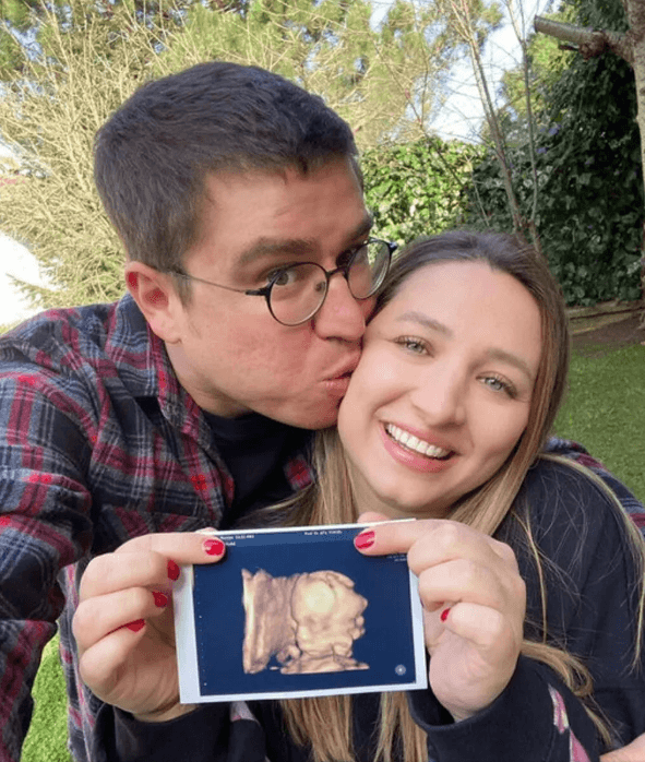 İbrahim Büyükak ve eşi Nurdan Büyükak'ın büyük heyecanı: Oğlumuzla ilk selfie'miz - Resim : 1