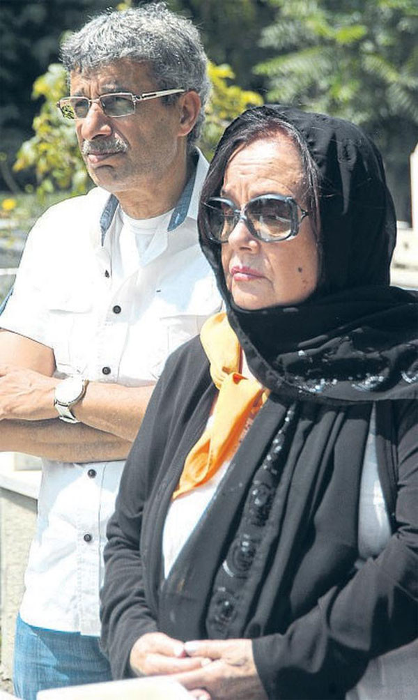 Menajerinden Müslüm Gürses itirafı: Yoğun bakımda ağladı! - Resim : 1