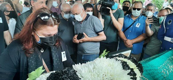 Yeşilçam'ın efsane oyuncusu Kartal Tibet'e veda! Vasiyeti yerine getirildi... - Resim : 1