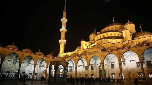 REGAİP GECESİ'NDE ORUÇ TUTMANIN SEVABI NEDİR?