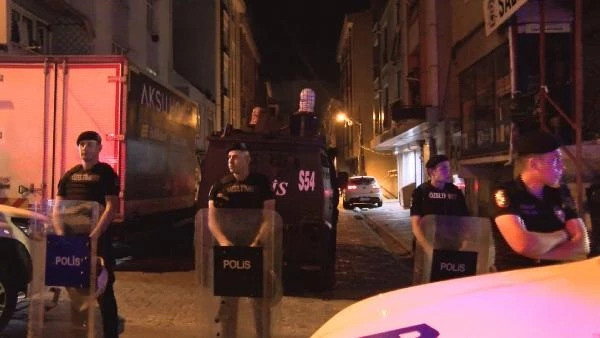 Esenyurt'u gece yarısı ayağa kaldıran olay: Suriyeli şahıs komşusunu kalbinden bı&ccedil;akladı - Resim : 2