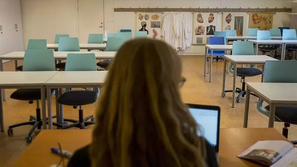 2. dönemin ilk günü 3 Şubat okullar yarım gün mü olacak? 3 Şubat Pazartesi okullar yarım gün mü?