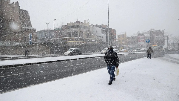 İstanbul ve Ankara okullar tatil mi, 6 Şubat Perşembe Ankara ve İstanbul'daki okullar tatil mi?